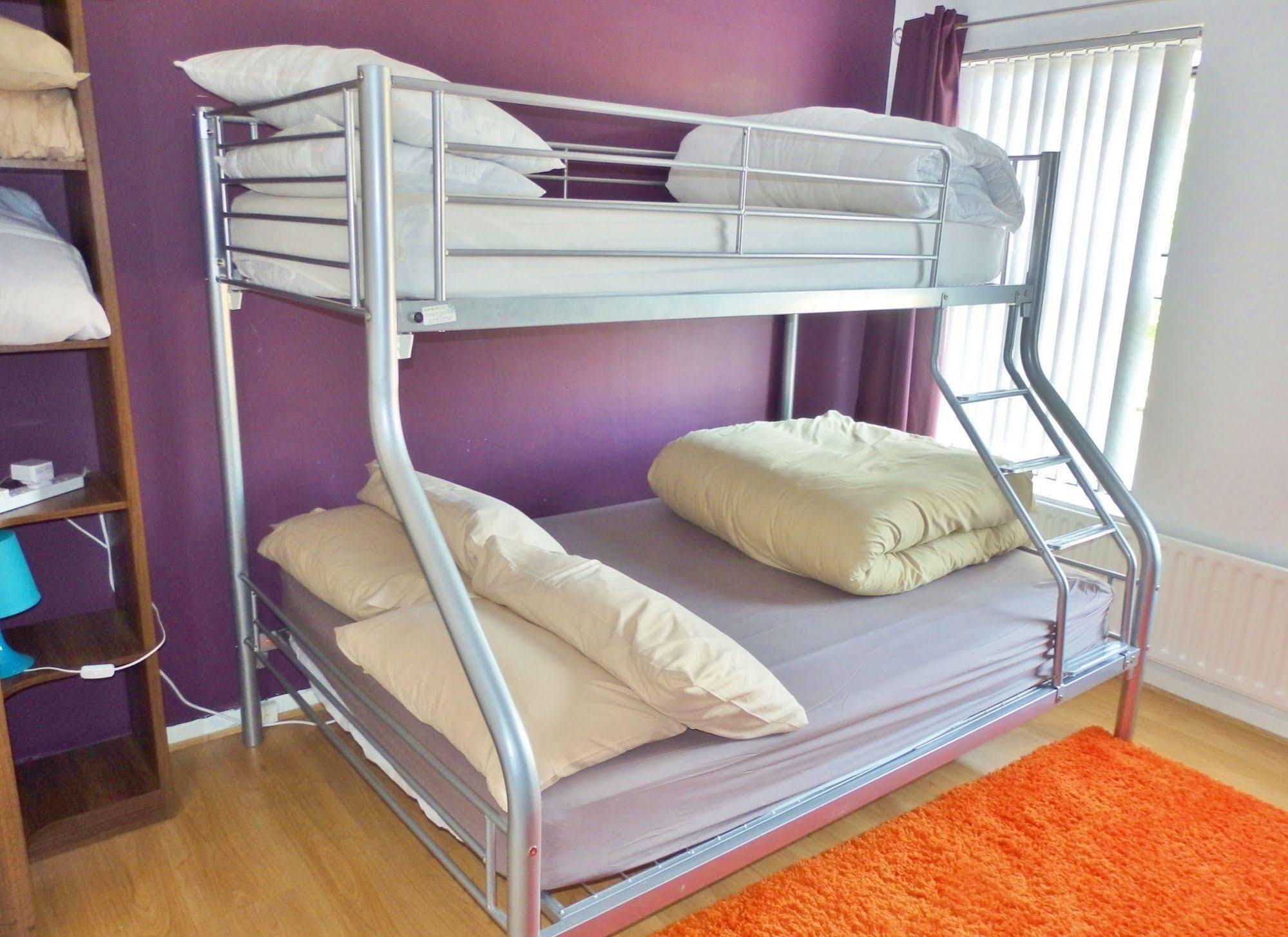 Very Central Location- Free Parking - 2 Bedrooms 벨파스트 외부 사진