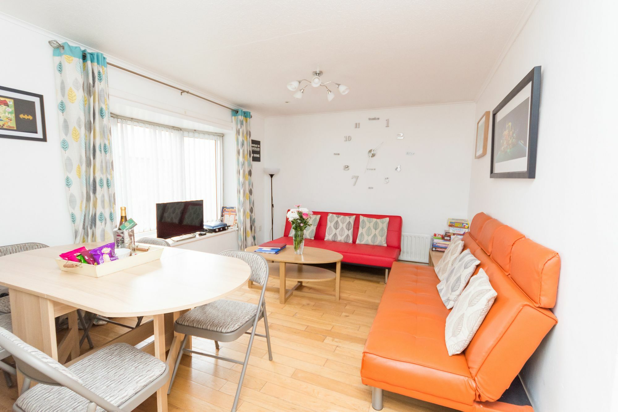 Very Central Location- Free Parking - 2 Bedrooms 벨파스트 외부 사진