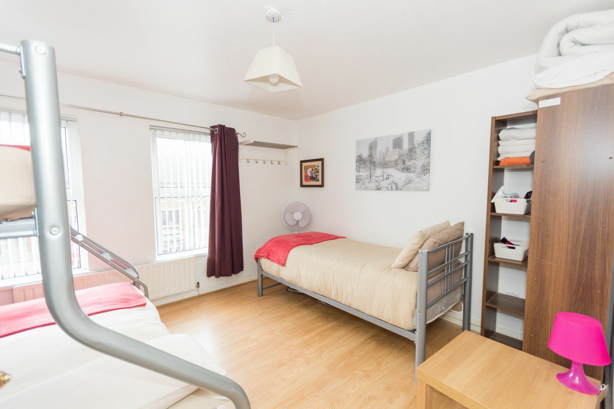 Very Central Location- Free Parking - 2 Bedrooms 벨파스트 외부 사진
